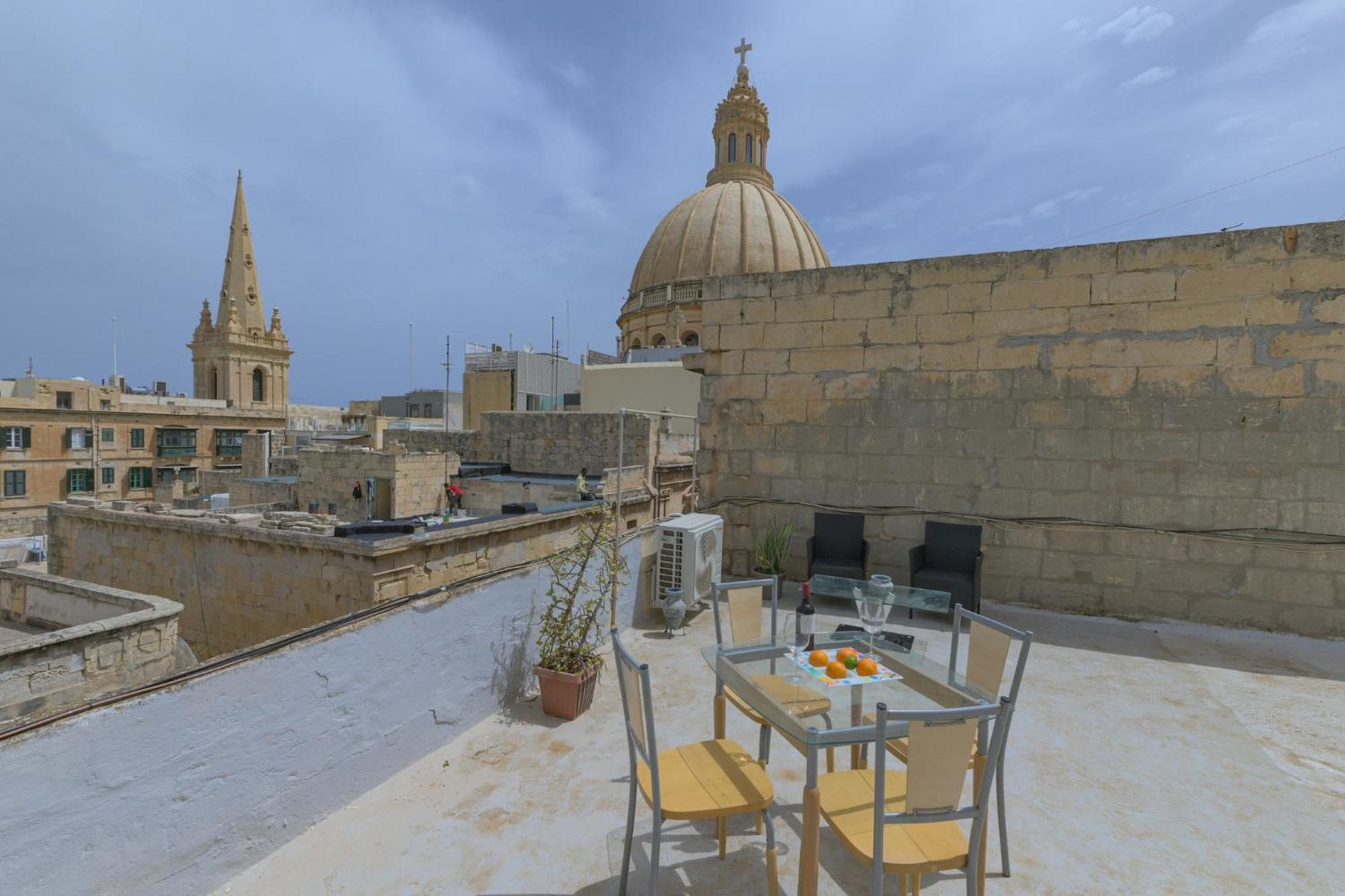 New 1 Bedroom Apartment In Valletta City Centre With Terrace And Views Exterior photo